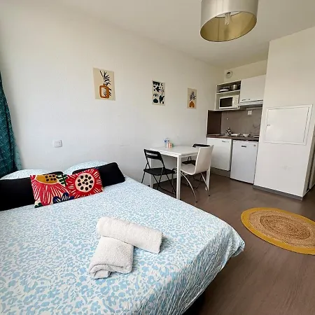 Ronsard - 1 Lit 1 Salle De Bain